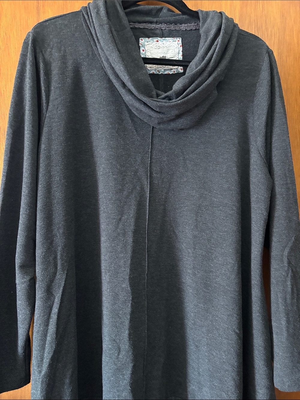 Cupio Charcoal Gray Knit sweater
